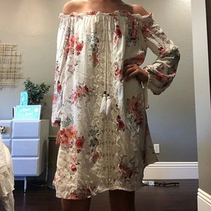 NEW BEAUTIFUL FLORAL DRESS